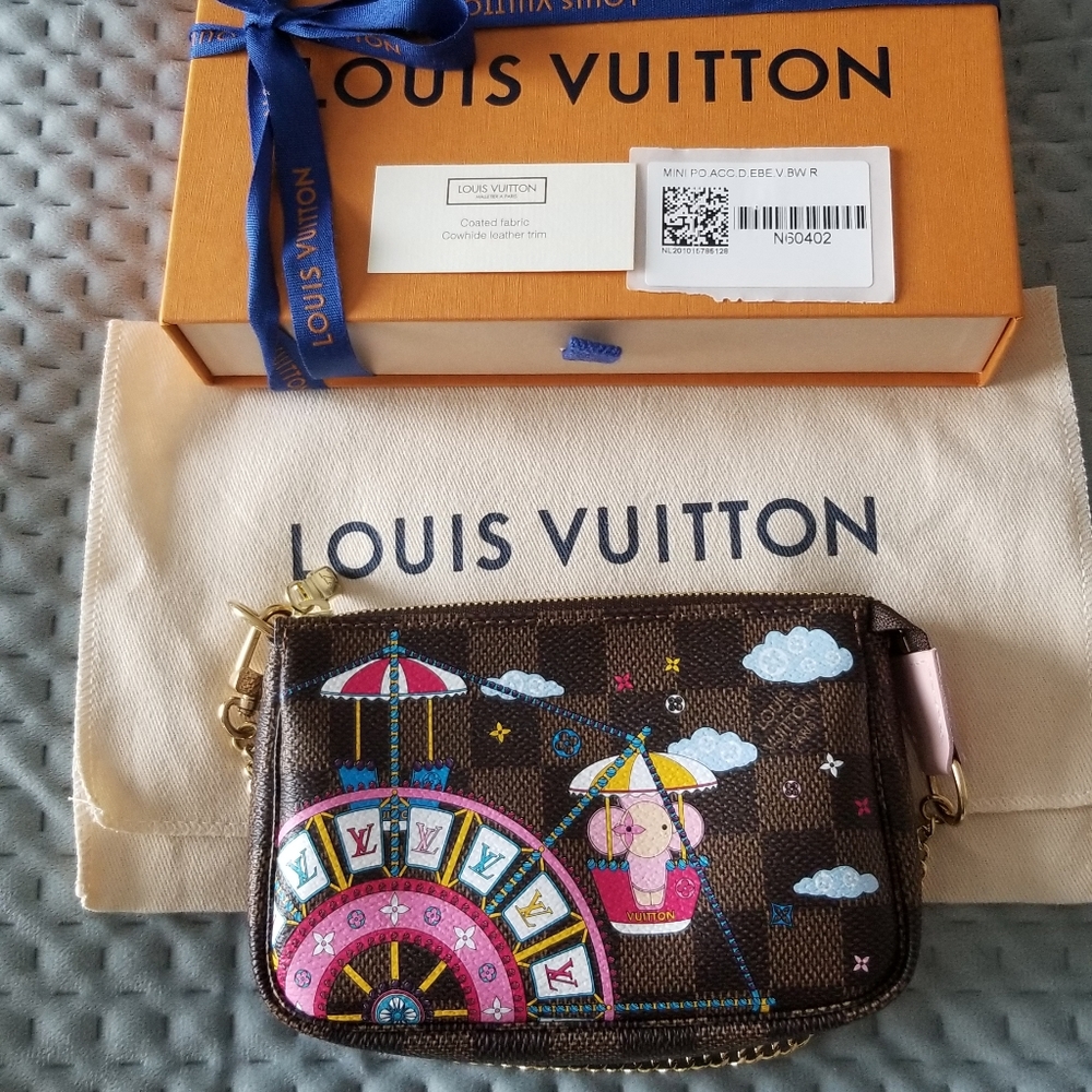 Louis Vuitton Mini Pochette Christmas 2020 edition